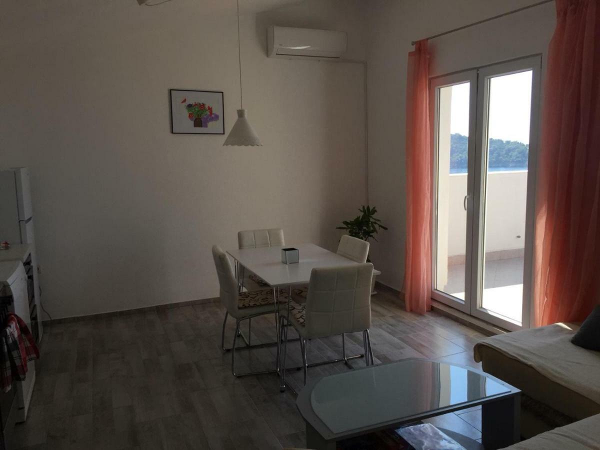 Inter Vivos Apartament